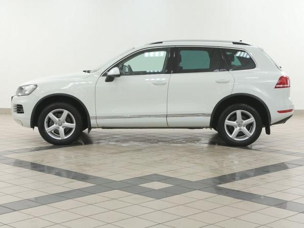 Volkswagen Touareg II с пробегом 2013 года, цена 2 155 000 рублей, 244600 км, внедорожник, Автокод Объявления
