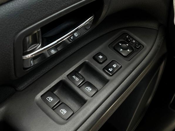 Mitsubishi Outlander III Рестайлинг 2 с пробегом 2015 года, цена 1 598 900 рублей, 155357 км, внедорожник, Автокод Объявления