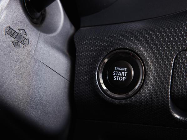 Suzuki Solio II Рестайлинг с пробегом 2015 года, цена 969 000 рублей, 131000 км, микровэн, Автокод Объявления