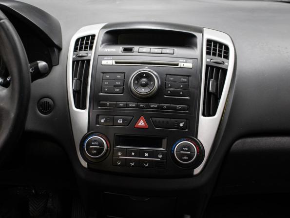Kia Ceed I Рестайлинг с пробегом 2010 года, цена 679 000 рублей, 265000 км, хэтчбек, Автокод Объявления