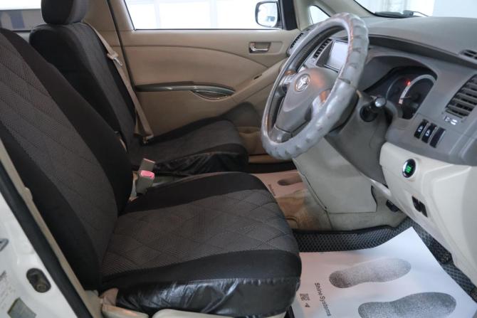 Toyota ISis I Рестайлинг с пробегом 2010 года, цена 1 039 000 рублей, 307000 км, компактвэн, Автокод Объявления