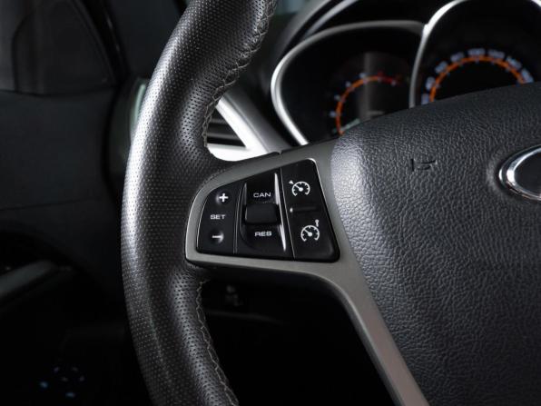 Lada (ВАЗ) Vesta I с пробегом 2021 года, цена 1 089 000 рублей, 130656 км, седан, Автокод Объявления