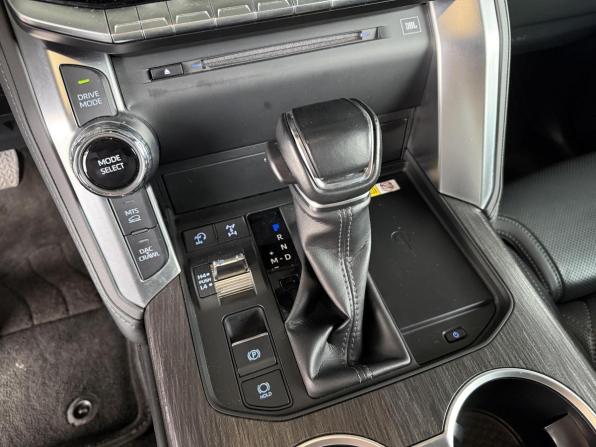 Toyota Land Cruiser 300 Series с пробегом 2021 года, цена 10 800 000 рублей, 163697 км, внедорожник, Автокод Объявления
