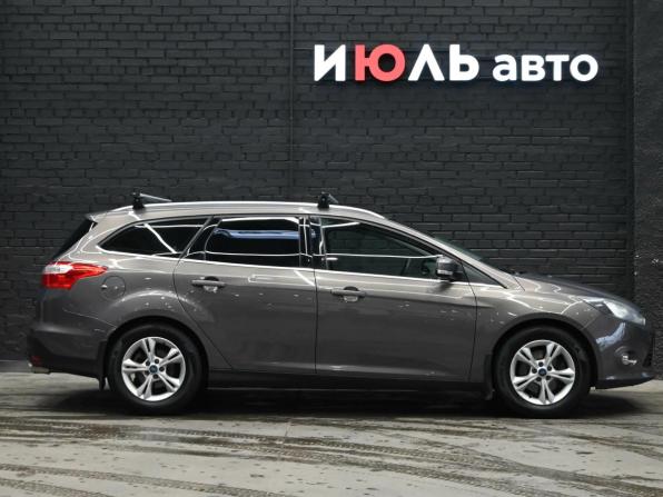 Ford Focus III с пробегом 2013 года, цена 880 000 рублей, 195543 км, универсал, Автокод Объявления