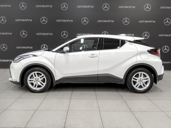 Toyota C-HR I Рестайлинг с пробегом 2021 года, цена 2 750 000 рублей, 53860 км, внедорожник, Автокод Объявления
