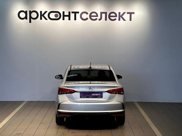 Hyundai Solaris II Рестайлинг с пробегом 2021 года, цена 1 550 000 рублей, 102752 км, седан, Автокод Объявления