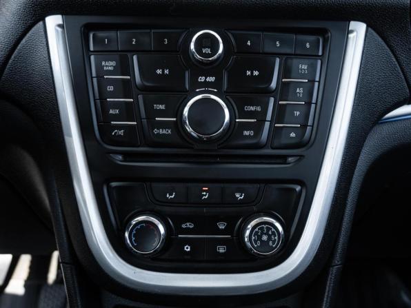 Opel Mokka I с пробегом 2014 года, цена 1 325 000 рублей, 108954 км, внедорожник, Автокод Объявления