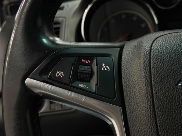 Opel Insignia I с пробегом 2011 года, цена 995 000 рублей, 127495 км, седан, Автокод Объявления