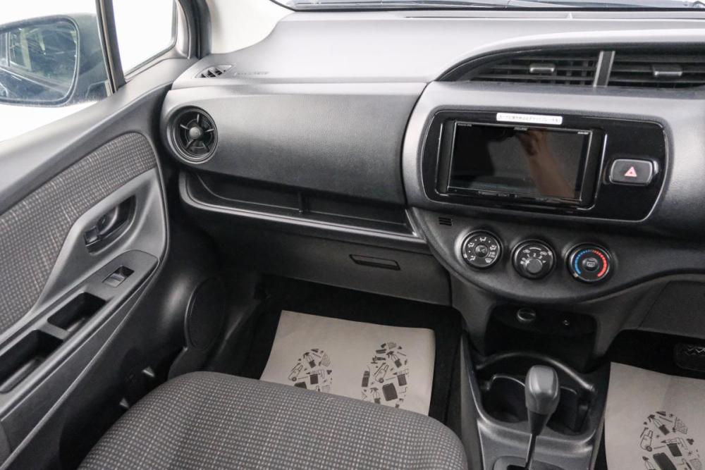 Toyota Vitz III (XP130) Рестайлинг 2 Красноярск  - изображение 12
