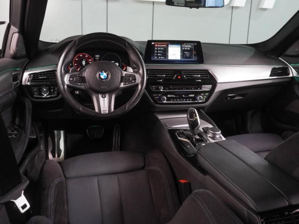 BMW 5 серии VII (G30/G31/G38) с пробегом 2019 года, цена 3 879 000 рублей, 98288 км, седан, Автокод Объявления
