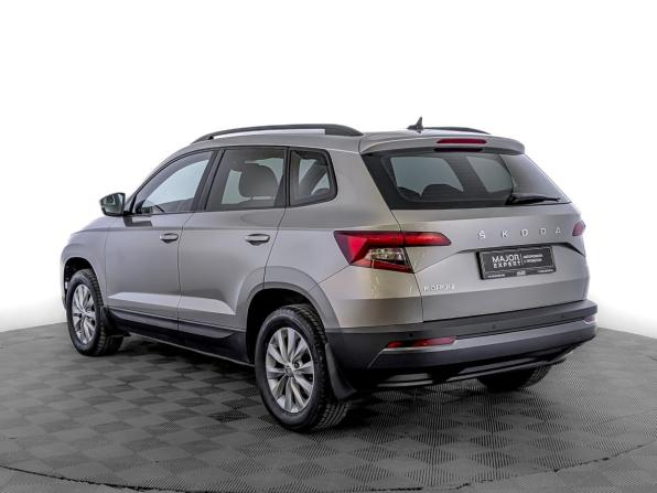 Skoda Karoq I с пробегом 2021 года, цена 2 575 000 рублей, 59380 км, внедорожник, Автокод Объявления