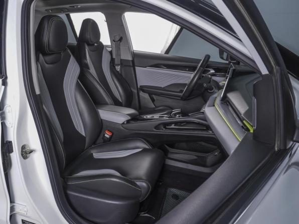 Geely Coolray I Рестайлинг с пробегом 2023 года, цена 2 030 000 рублей, 50207 км, внедорожник, Автокод Объявления