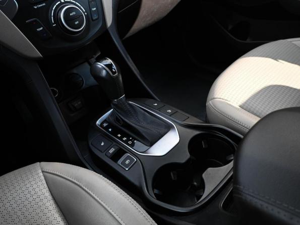 Hyundai Santa Fe III с пробегом 2014 года, цена 1 999 000 рублей, 179310 км, внедорожник, Автокод Объявления