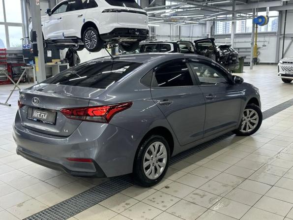 Hyundai Solaris II с пробегом 2019 года, цена 1 298 000 рублей, 90285 км, седан, Автокод Объявления