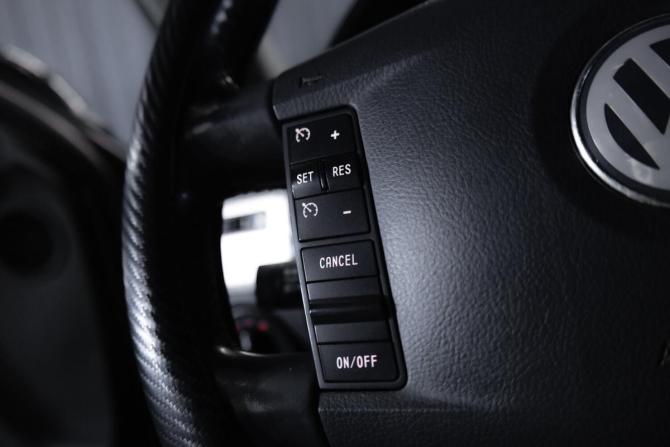 Volkswagen Touareg I Рестайлинг с пробегом 2007 года, цена 749 000 рублей, 294491 км, внедорожник, Автокод Объявления