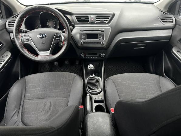 Kia Rio III Рестайлинг с пробегом 2015 года, цена 820 000 рублей, 204635 км, седан, Автокод Объявления