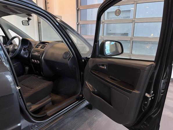 Suzuki SX4 I (Classic) с пробегом 2009 года, цена 830 000 рублей, 132420 км, хэтчбек, Автокод Объявления
