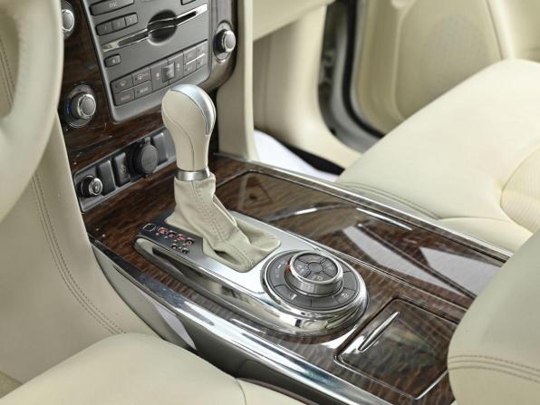 Nissan Patrol VI (Y62) с пробегом 2011 года, цена 1 799 000 рублей, 154000 км, внедорожник, Автокод Объявления