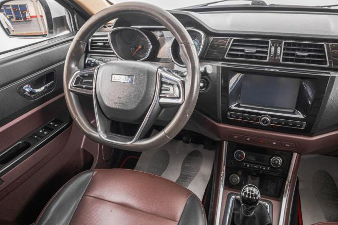 Lifan Myway с пробегом 2017 года, цена 899 000 рублей, 144000 км, внедорожник, Автокод Объявления