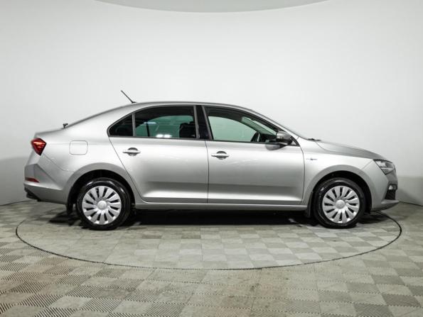 Skoda Rapid II с пробегом 2021 года, цена 2 100 000 рублей, 7463 км, лифтбек, Автокод Объявления