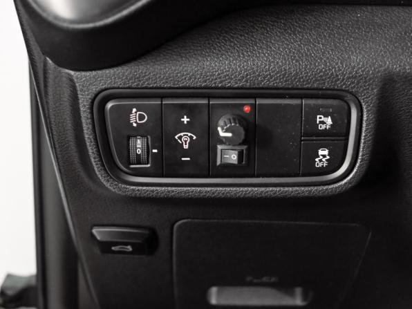 Kia Soul III с пробегом 2021 года, цена 2 320 000 рублей, 35093 км, хэтчбек, Автокод Объявления