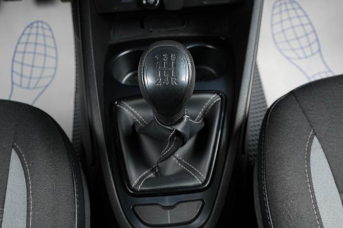 Lada (ВАЗ) Vesta I Рестайлинг (NG) с пробегом 2025 года, цена 1 329 000 рублей, 65000 км, седан, Автокод Объявления