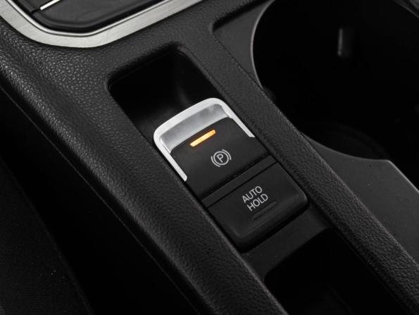 Volkswagen Passat B8 с пробегом 2016 года, цена 1 605 000 рублей, 221374 км, седан, Автокод Объявления