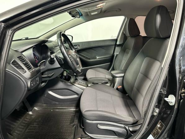 Kia Cerato III с пробегом 2014 года, цена 1 050 000 рублей, 218000 км, седан, Автокод Объявления