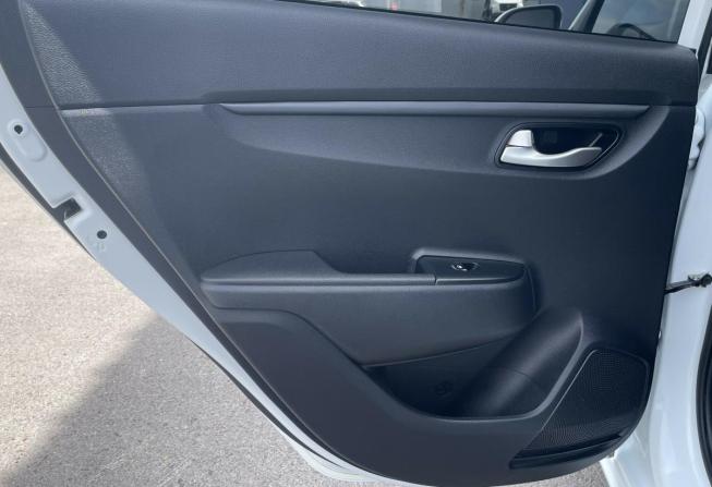 Kia Rio IV Рестайлинг с пробегом 2021 года, цена 1 837 300 рублей, 42245 км, седан, Автокод Объявления