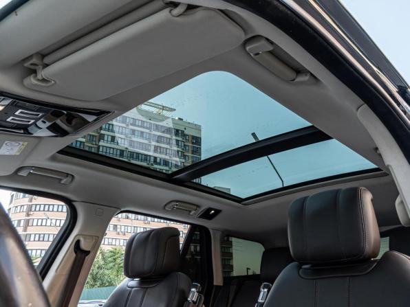 Land Rover Range Rover IV Рестайлинг с пробегом 2018 года, цена 5 245 000 рублей, 217364 км, внедорожник, Автокод Объявления
