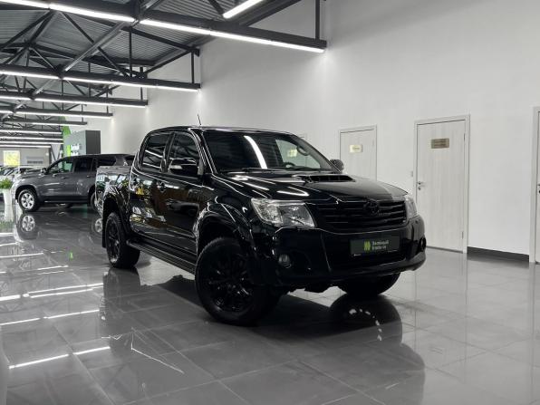 Toyota Hilux VII Рестайлинг с пробегом 2015 года, цена 2 395 000 рублей, 321277 км, offers.body_type.unknown, Автокод Объявления