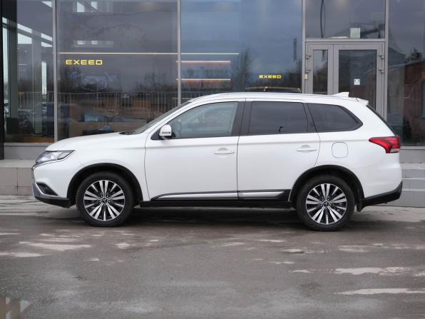 Mitsubishi Outlander III Рестайлинг 3 с пробегом 2021 года, цена 2 770 000 рублей, 97153 км, внедорожник, Автокод Объявления
