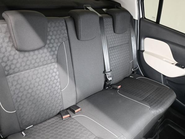 Renault Logan II Рестайлинг с пробегом 2018 года, цена 1 245 000 рублей, 34470 км, седан, Автокод Объявления