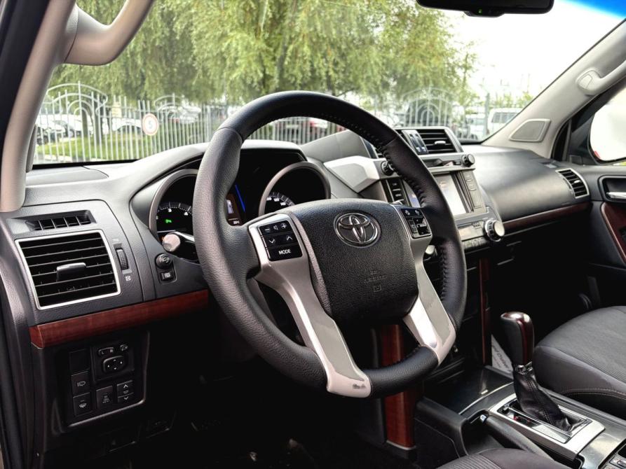 Toyota Land Cruiser Prado 150 Series Рестайлинг 1 Пермь  - изображение 15