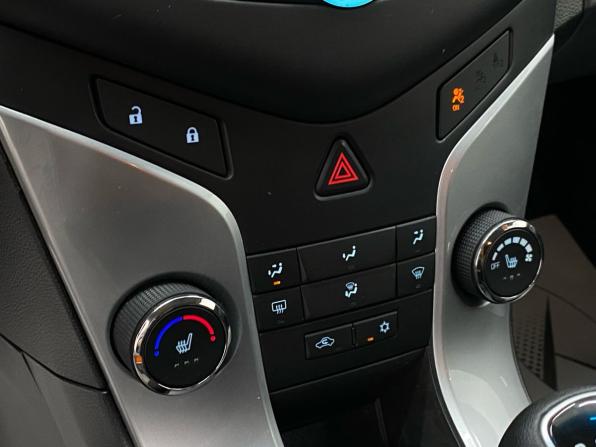 Chevrolet Cruze I Рестайлинг с пробегом 2012 года, цена 780 000 рублей, 167407 км, хэтчбек, Автокод Объявления