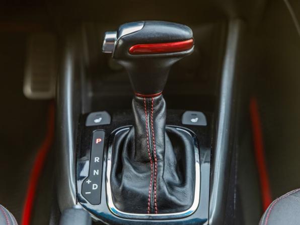 Kia Cerato II с пробегом 2012 года, цена 798 000 рублей, 215323 км, седан, Автокод Объявления