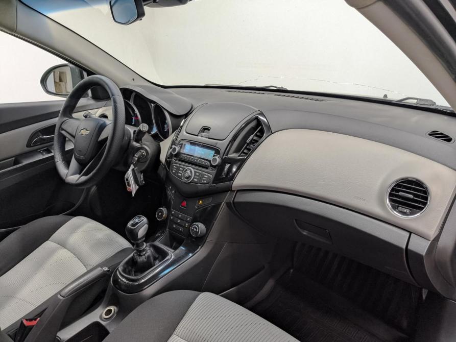 Chevrolet Cruze I Рестайлинг Москва  - изображение 13