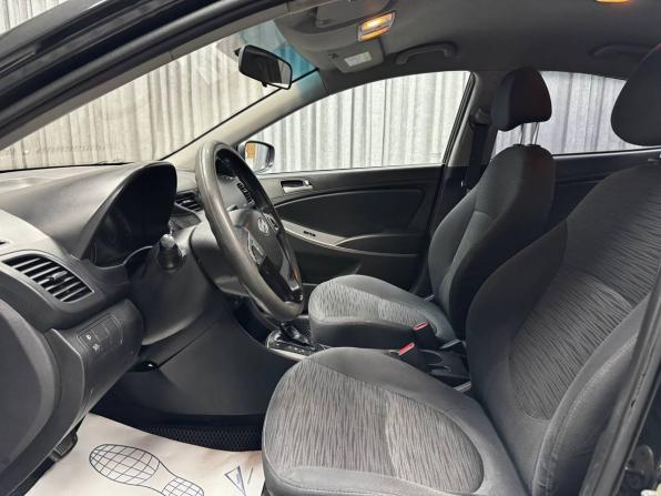 Hyundai Solaris I Рестайлинг с пробегом 2014 года, цена 800 000 рублей, 273982 км, седан, Автокод Объявления