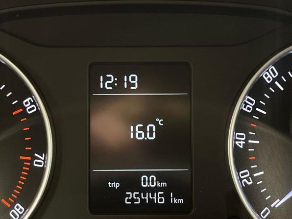 Skoda Octavia II (A5) Рестайлинг с пробегом 2011 года, цена 658 000 рублей, 254000 км, лифтбек, Автокод Объявления