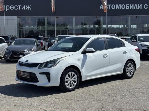 Kia Rio IV с пробегом 2018 года, цена 919 000 рублей, 133000 км, седан, Автокод Объявления