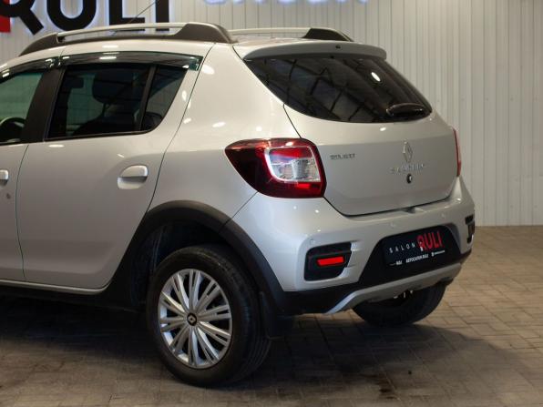 Renault Sandero II Рестайлинг с пробегом 2019 года, цена 1 245 000 рублей, 102080 км, хэтчбек, Автокод Объявления