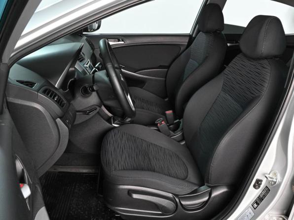 Hyundai Solaris I Рестайлинг с пробегом 2016 года, цена 1 099 000 рублей, 137770 км, седан, Автокод Объявления