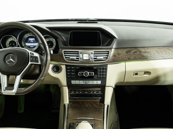 Mercedes-Benz E-Класс IV (W212 S212 C207) Рестайлинг с пробегом 2013 года, цена 2 350 000 рублей, 171692 км, седан, Автокод Объявления