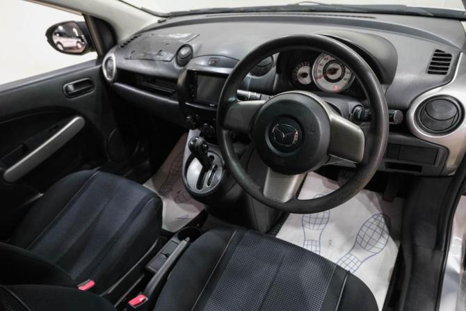 Mazda Demio III (DE) с пробегом 2008 года, цена 499 000 рублей, 261920 км, хэтчбек, Автокод Объявления