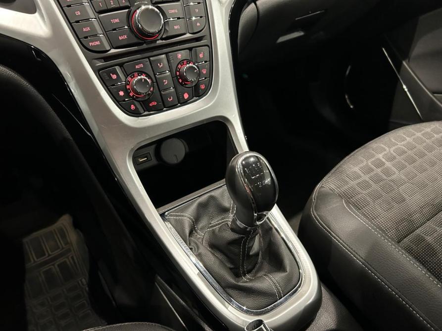 Opel Astra J Рестайлинг Санкт-Петербург  - изображение 18