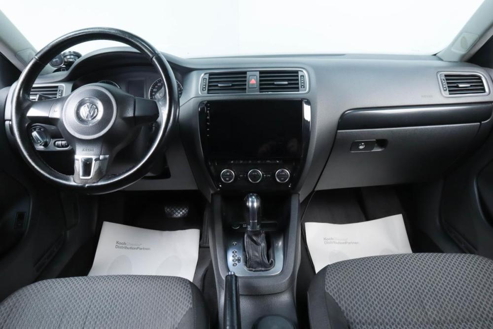 Volkswagen Jetta VI Челябинск  - изображение 11