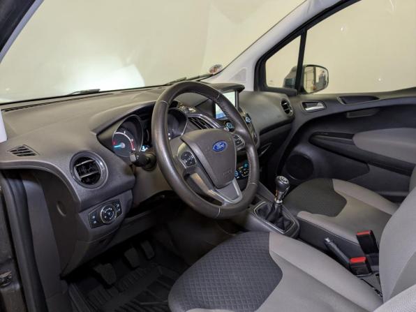 Ford Tourneo Courier I Рестайлинг с пробегом 2021 года, цена 2 220 000 рублей, 90288 км, компактвэн, Автокод Объявления