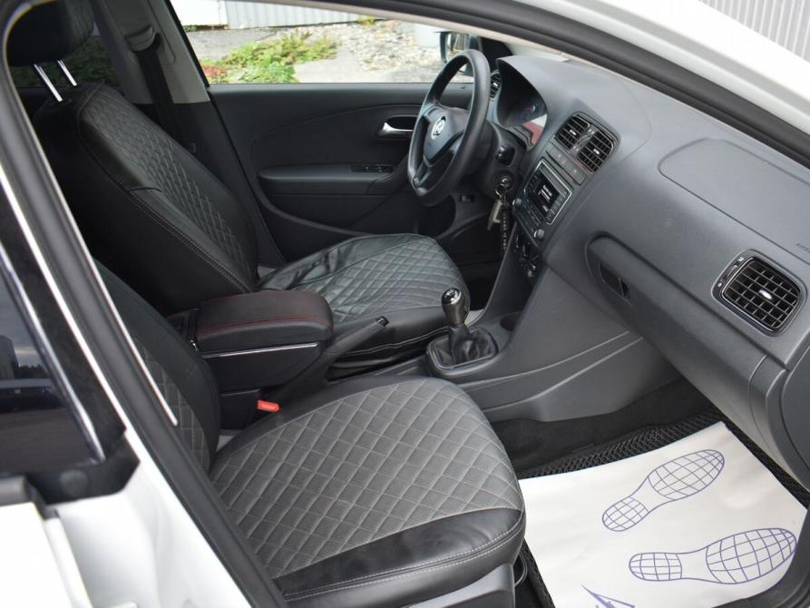 Volkswagen Polo V Рестайлинг Мурманск  - изображение 16