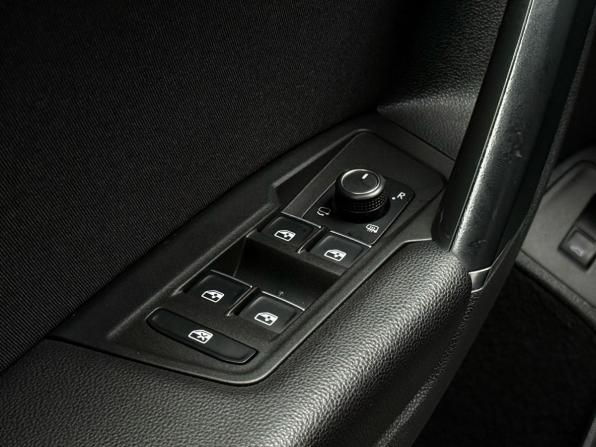 Volkswagen Tiguan II с пробегом 2017 года, цена 2 699 000 рублей, 156000 км, внедорожник, Автокод Объявления