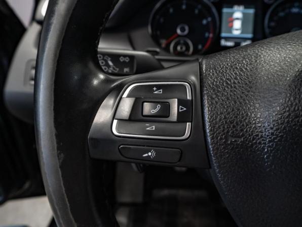 Volkswagen Passat B7 с пробегом 2012 года, цена 990 000 рублей, 177603 км, седан, Автокод Объявления